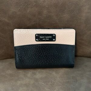 Kate Spade small bifold wallet, black pink